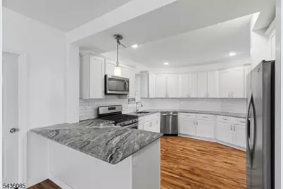 118 W 2nd St, Clifton, NJ 07011 - Photo 10