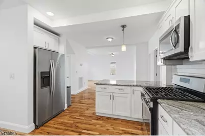 118 W 2nd St, Clifton, NJ 07011 - Photo 12