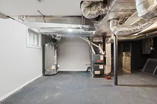 118 W 2nd St, Clifton, NJ 07011 - Photo 32