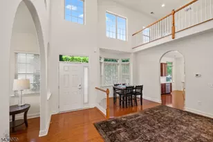 21 Sylvia St, Lopatcong Township, NJ 08865 - Photo 2