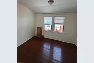 50 Treacy Ave, Newark, NJ 07108 - Photo 6
