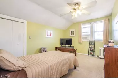 41 Frederick Ave, Hawthorne, NJ 07506 - Photo 20
