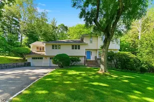 1 Winding Way, North Caldwell, NJ 07006 - Photo 2