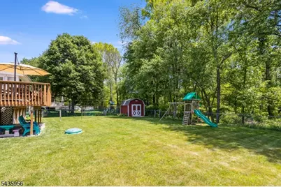 52 Saint Marys Dr, Roxbury Township, NJ 07876 - Photo 24
