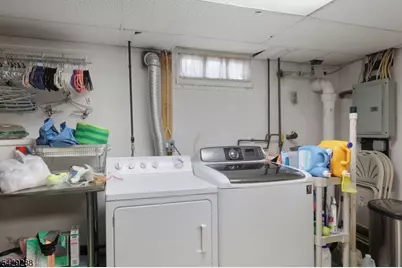 303 E Webster Ave, Roselle Park, NJ 07204 - Photo 18