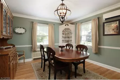 303 E Webster Ave, Roselle Park, NJ 07204 - Photo 8