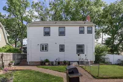 303 E Webster Ave, Roselle Park, NJ 07204 - Photo 20