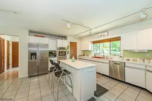 15 Wilshire Dr, Sparta Township, NJ 07871 - Photo 12