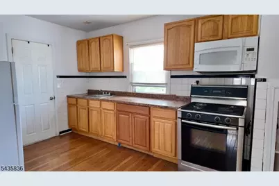 305-307 Sanford Ave #3, Newark, NJ 07106 - Photo 10