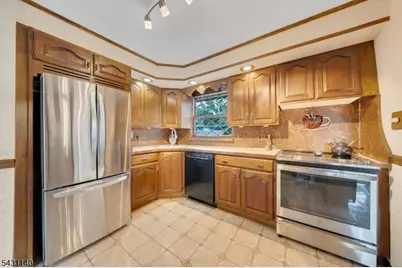 11 Kilmer Dr, Woodbridge Township, NJ 07067 - Photo 16