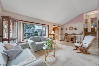 11 Kilmer Dr, Woodbridge Township, NJ 07067 - Photo 8