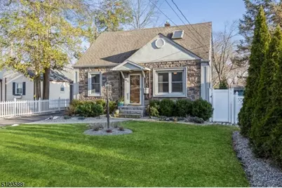 2436 Mountain Ave, Scotch Plains Township, NJ 07076 - Photo 2