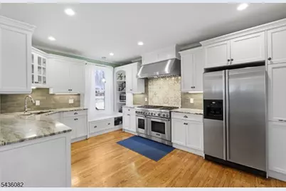 211 Mountainside Rd, Mendham Township, NJ 07945 - Photo 14