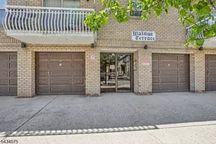 272-276 Walnut St, Newark, NJ 07105 - Photo 4