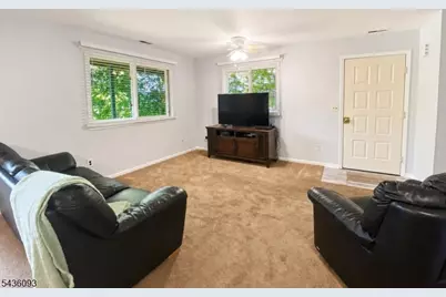 1 Gray Rock Dr Unit #1, Vernon, NJ 07462 - Photo 2