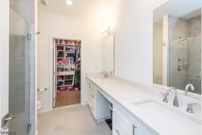 18 Flower Horn Blvd, Randolph Township, NJ 07869 - Photo 16