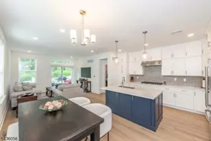 18 Flower Horn Blvd, Randolph Township, NJ 07869 - Photo 4