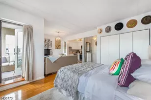463 1st St, Hoboken, NJ 07030 - Photo 14