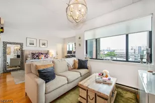 463 1st St, Hoboken, NJ 07030 - Photo 4