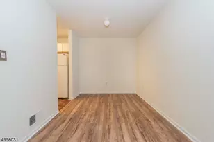 69 Heritage Ct, Montville Township, NJ 07082 - Photo 6