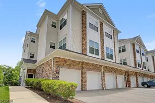 411 Parkview Ln, Rockaway Township, NJ 07866 - Photo 1