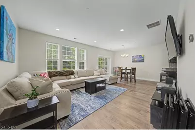 411 Parkview Lane, Rockaway Township, NJ 07866 - Photo 2