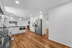14 Witkowski Way, Wayne, NJ 07470 - Photo 12