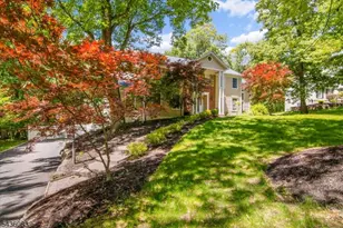 58 Musiker Ave, Randolph Township, NJ 07869 - Photo 8