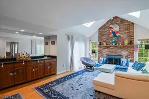 58 Musiker Ave, Randolph Township, NJ 07869 - Photo 4