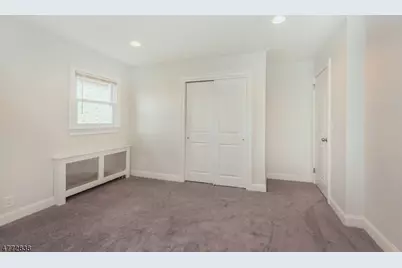 94 Scoles Ave, Clifton, NJ 07012 - Photo 12