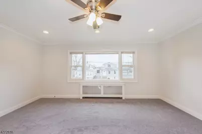 94 Scoles Ave, Clifton, NJ 07012 - Photo 6