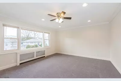 94 Scoles Ave, Clifton, NJ 07012 - Photo 4