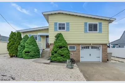 87 Ronald Ave, Berkeley Township, NJ 08721 - Photo 2
