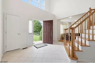 31 Phillip Dr, Parsippany, NJ 07054 - Photo 6
