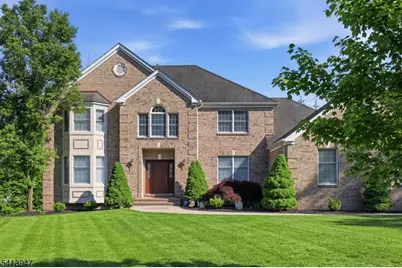 31 Phillip Dr, Parsippany, NJ 07054 - Photo 4