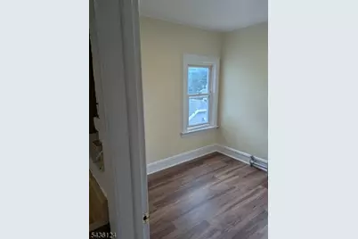 92 Cherry St, West Orange Township, NJ 07052 - Photo 4