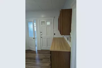 92 Cherry St, West Orange Township, NJ 07052 - Photo 10