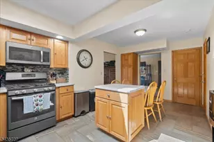 7 Halsey Ave, Riverdale, NJ 07457 - Photo 6