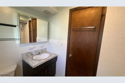 281 Main St, East Rutherford, NJ 07073 - Photo 20