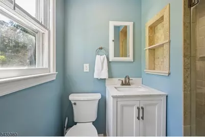 16 Old Mountain Rd, Clinton Township, NJ 08833 - Photo 22