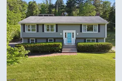 16 Old Mountain Rd, Clinton Township, NJ 08833 - Photo 2
