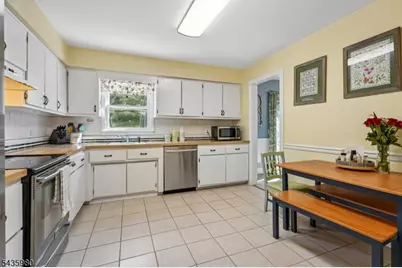 16 Old Mountain Rd, Clinton Township, NJ 08833 - Photo 16