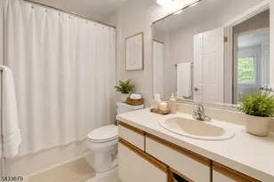 7 Newcastle Ct, Mountain Lakes, NJ 07046 - Photo 18