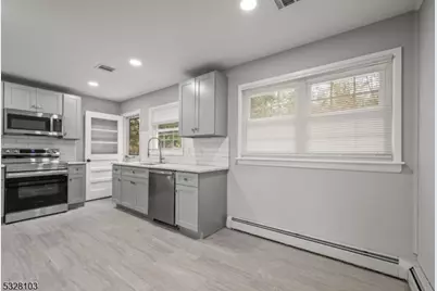 427 Meyersville Rd, Long Hill Township, NJ 07933 - Photo 8