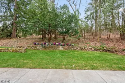 427 Meyersville Rd, Long Hill Township, NJ 07933 - Photo 16