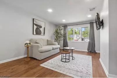 6 Exeter St, Parsippany, NJ 07950 - Photo 34
