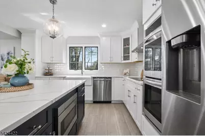 6 Exeter St, Parsippany, NJ 07950 - Photo 16