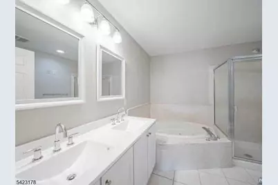 451 Hartford Dr, Nutley, NJ 07110 - Photo 20