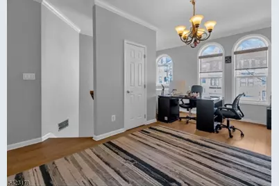451 Hartford Dr, Nutley, NJ 07110 - Photo 4
