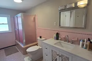 360 New York Ave, Lyndhurst Township, NJ 07071 - Photo 14